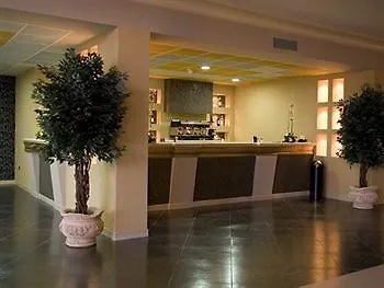 Desusino Park Village & 3* Butera