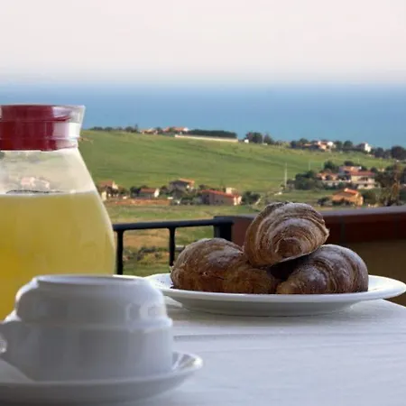 Desusino Park Village & 3* Butera