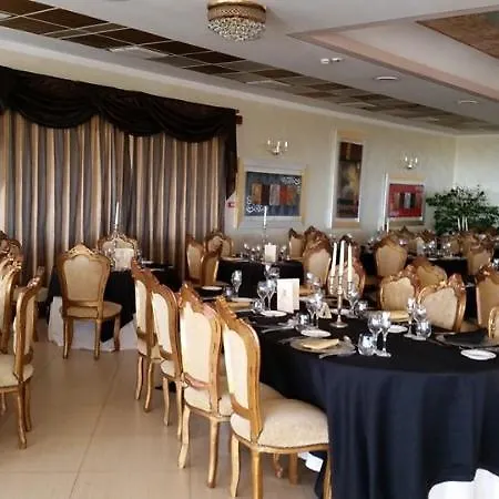 Hotel Desusino Park Village & 3*