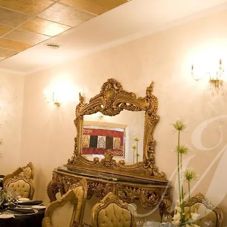 Desusino Park Village & 3* Butera